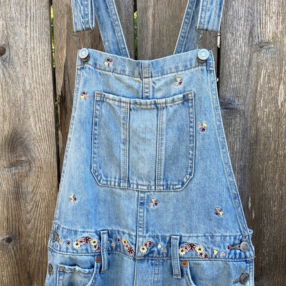 Lucky Brand light wash embroidered overalls